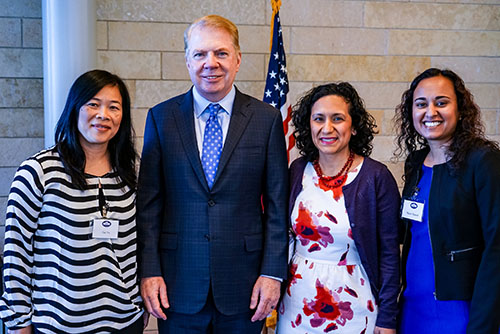 OIRA Director Cuc Vu and Mayor Ed Murray with White House officials