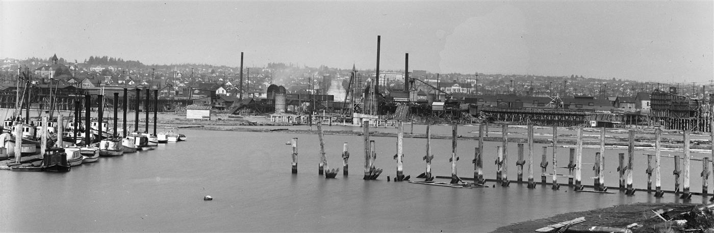 Looking north across Salmon Bay towards Ballard, Sep 15, 1915. Item 833, Engineering Department Negatives (Record Series 2613-07)