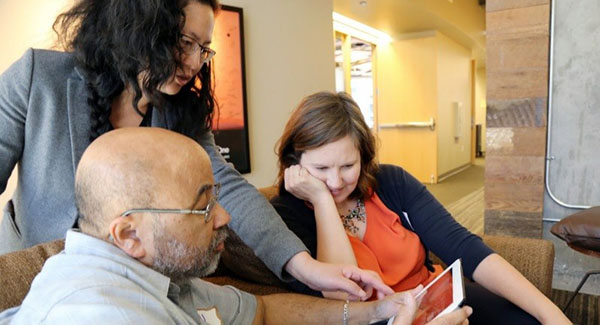 Teaching elders how to use new technology