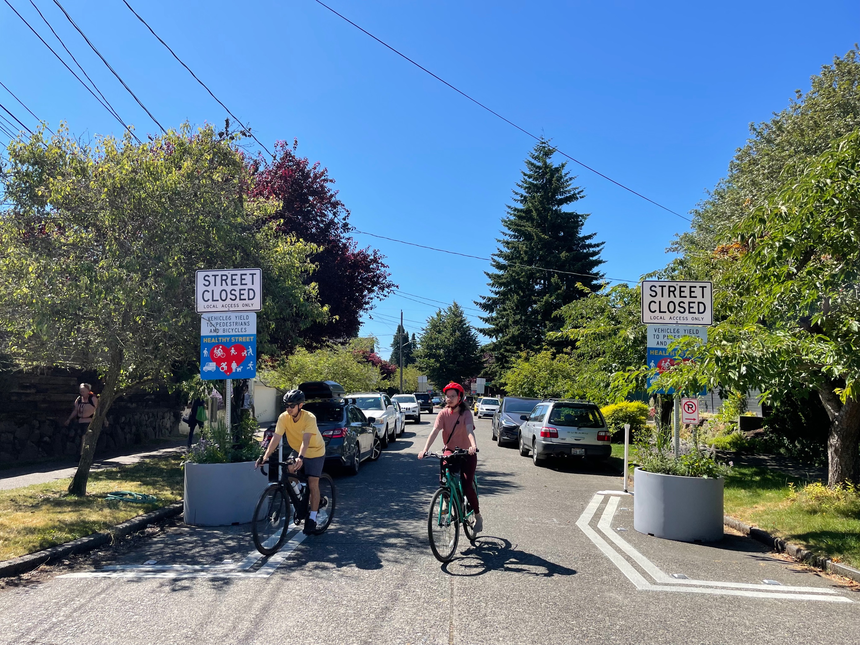 Greenwood Healthy Street Sign