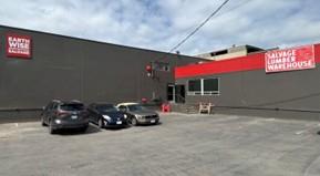 Front of Earthwise building.