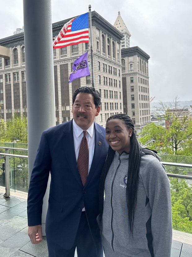 Mayor Harrell with a Garfield High School student at City Hall