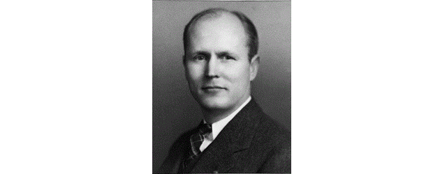 photo portrait of Arthur Langlie