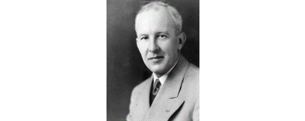 photo portrait of William Devin