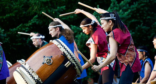 Supporting Seattle's neighborhood arts councils and community groups that produce events to promote arts and cultural participation and build community. The Neighborhood & Community Arts is not open in 2023.