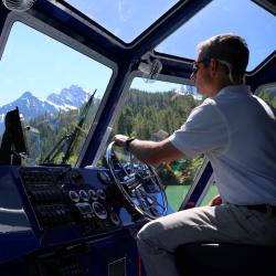 Skagit Tours Boat Captain Photo