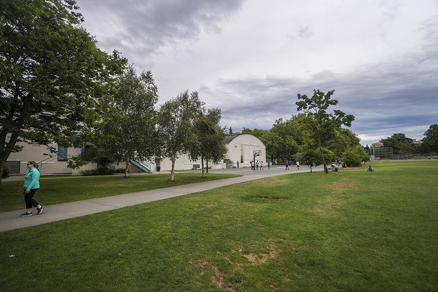 Green Lake Community Center paths