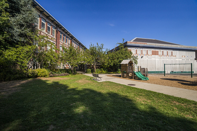 Ravenna-Eckstein Community Center outside