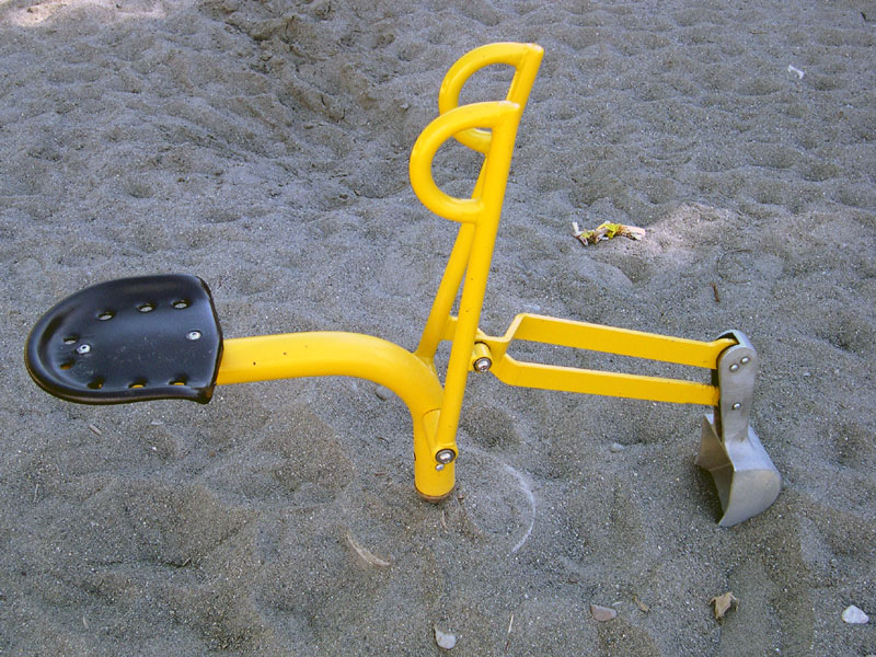 Cascade Playground digger and sand pit