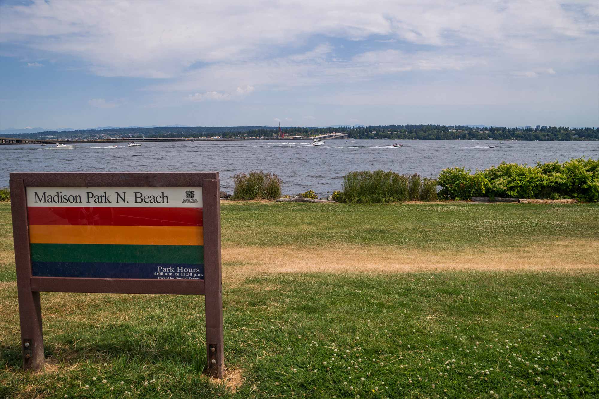 Madison Park North Beach sign - Photo by TIA International Photography