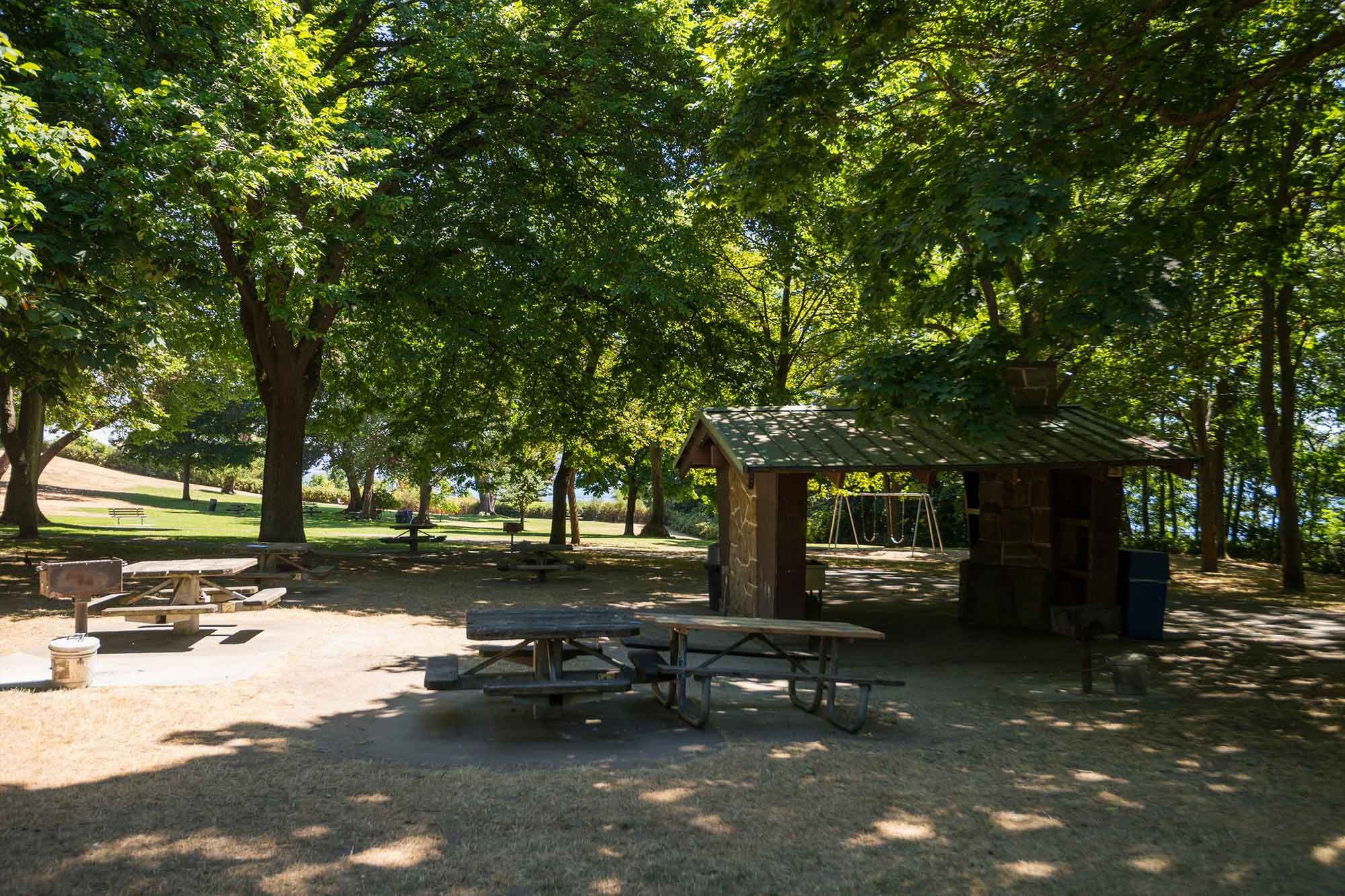 Magnolia Park picnic area - Photo by TIA International Photography