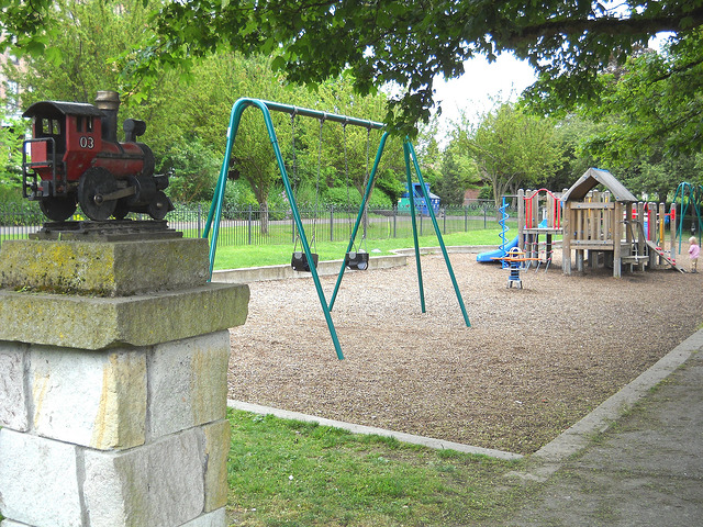 Meridian Playground swingset