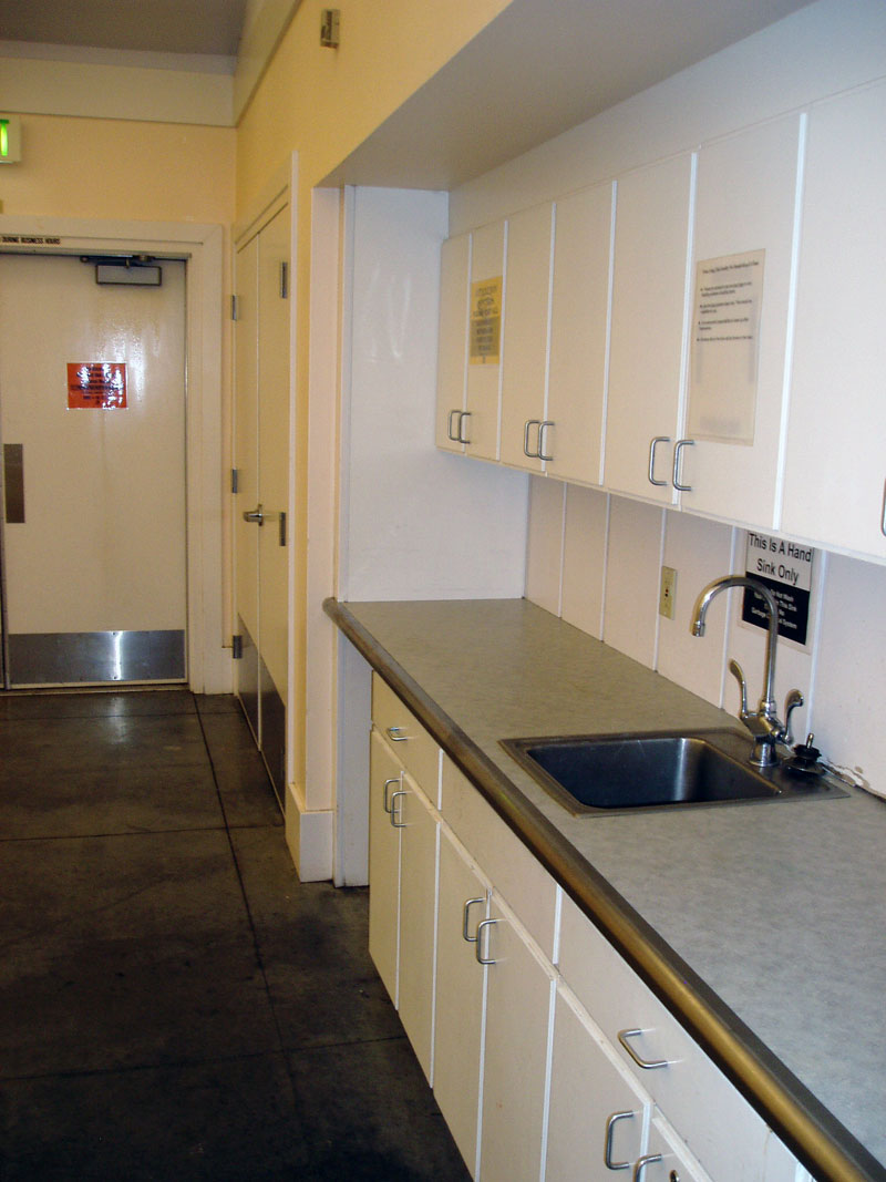 Bathhouse Kitchen
