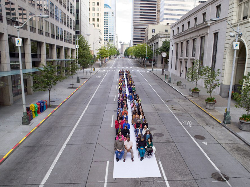 Here are 200 people on three buses