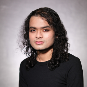 Headshot of Maha Roy.