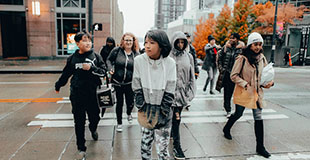 Children in a Seattle crosswalk