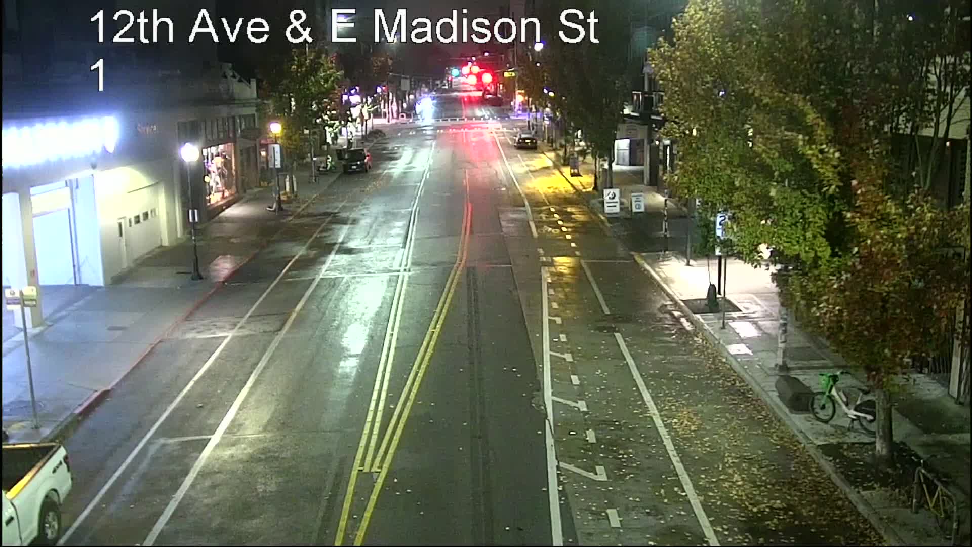 12th Ave & E Madison St NS traffic camera