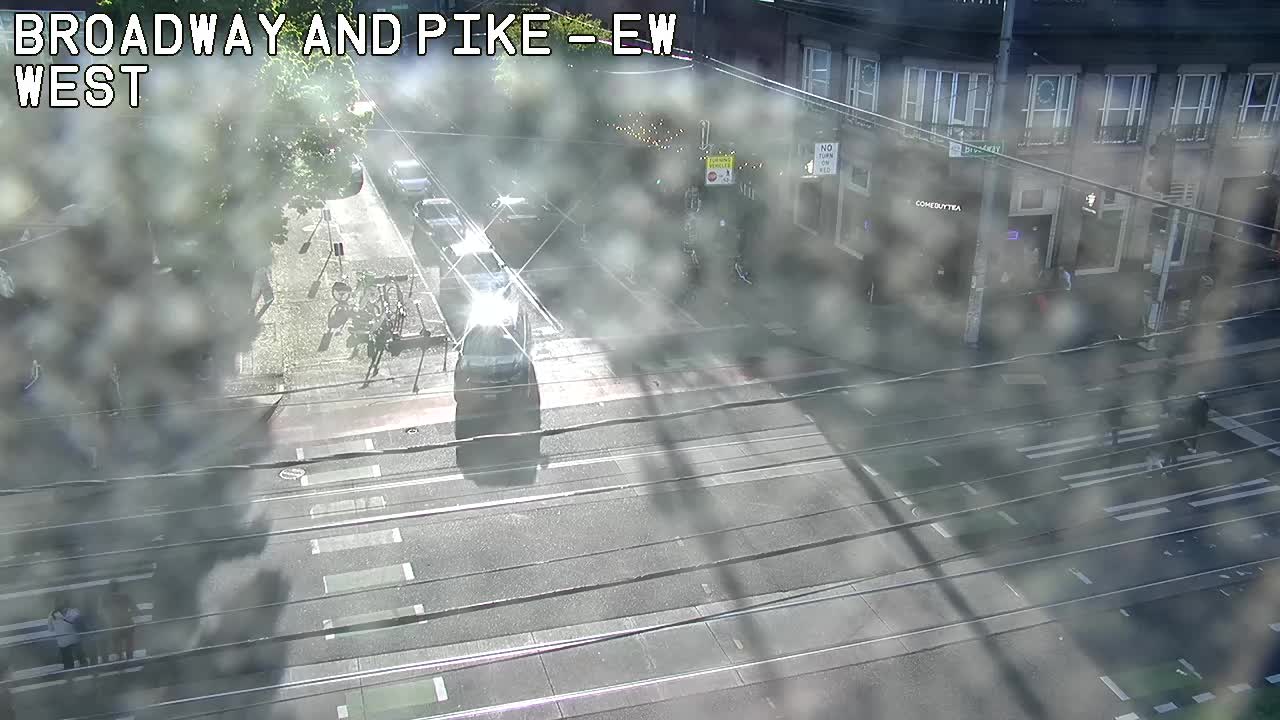 USA Seattle crossroads E Pike St & Broadway webcam