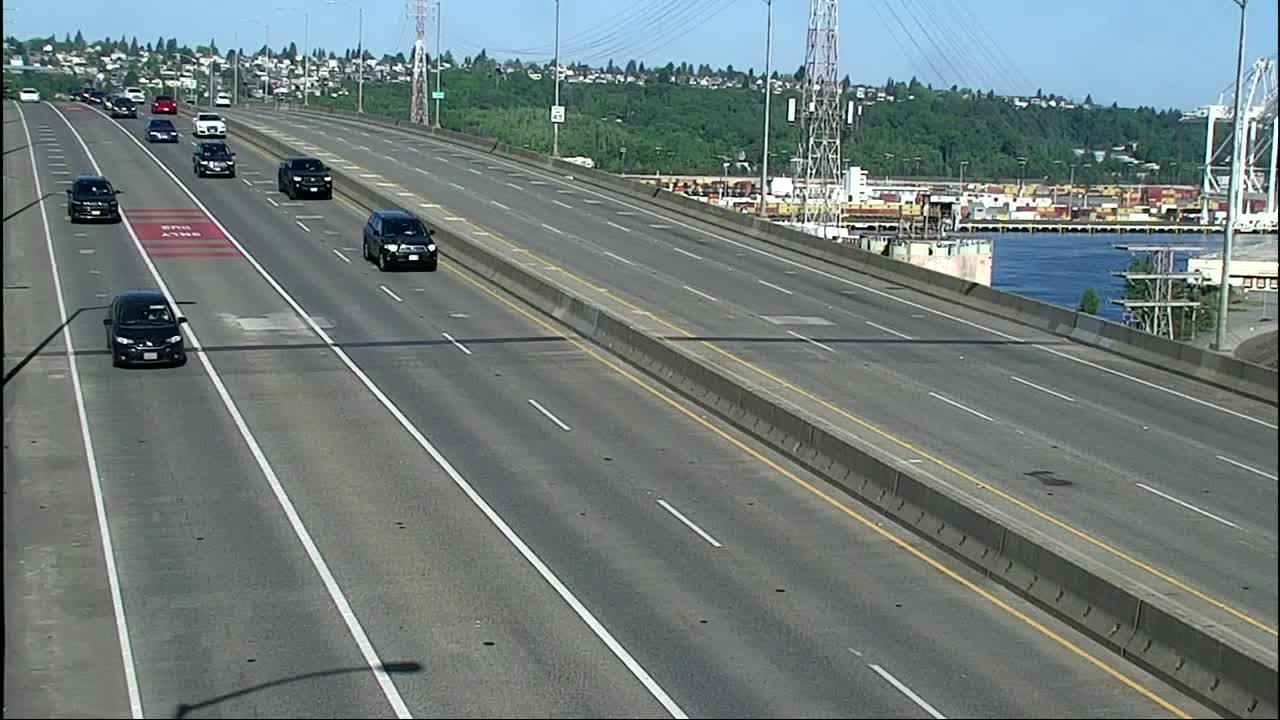 West Seattle Traffic Cameras: West Seattle Bridge Midspan