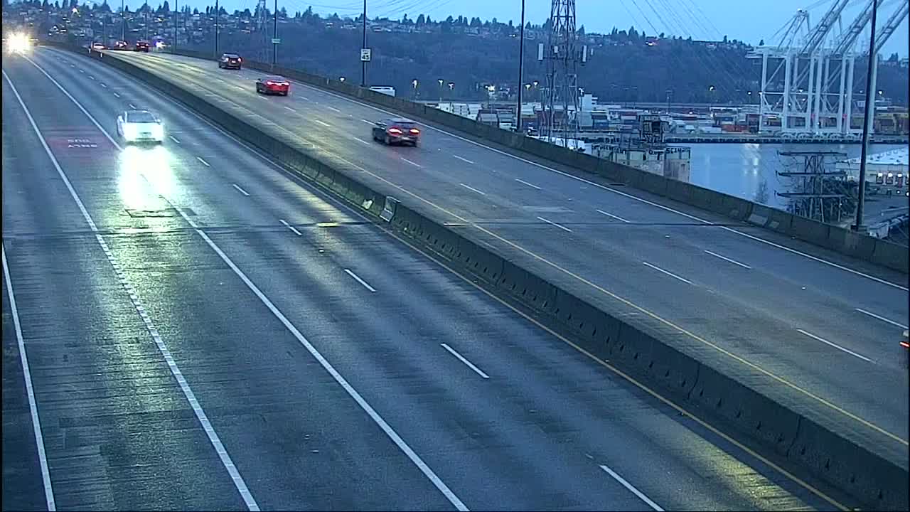 West Seattle Traffic Cameras: West Seattle Bridge Midspan